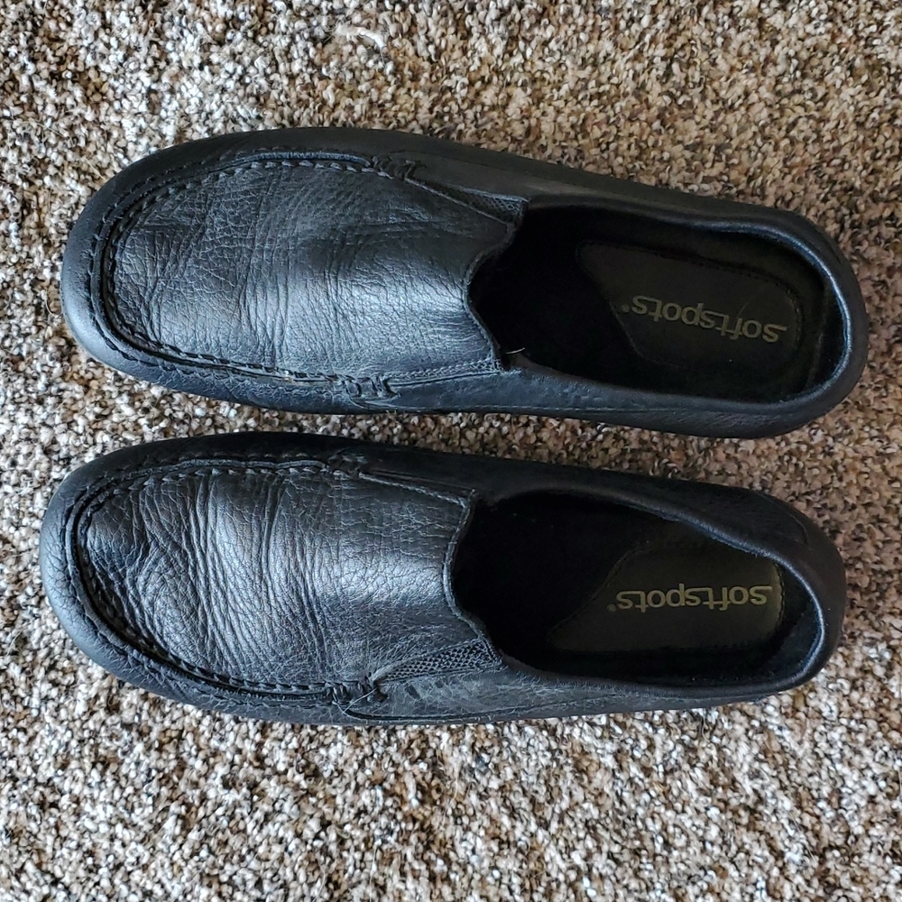 Soft spot women's leather shoes, sz 8w in black